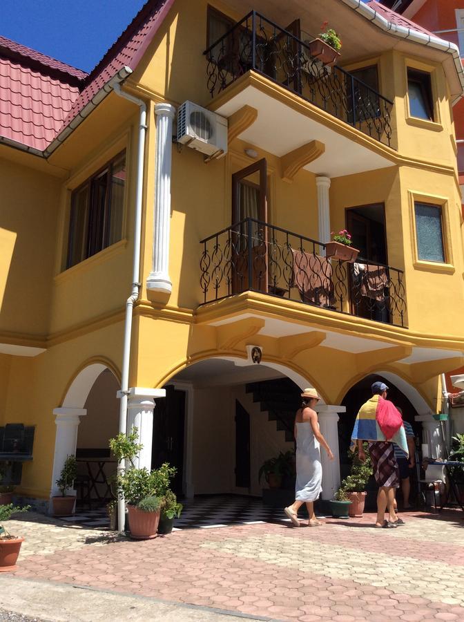 Deluxe Guest House Kwariati Exterior foto